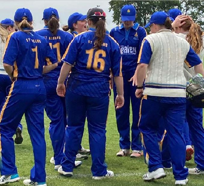 ST ALBANS PREMIER WOMEN COACH VACANCY