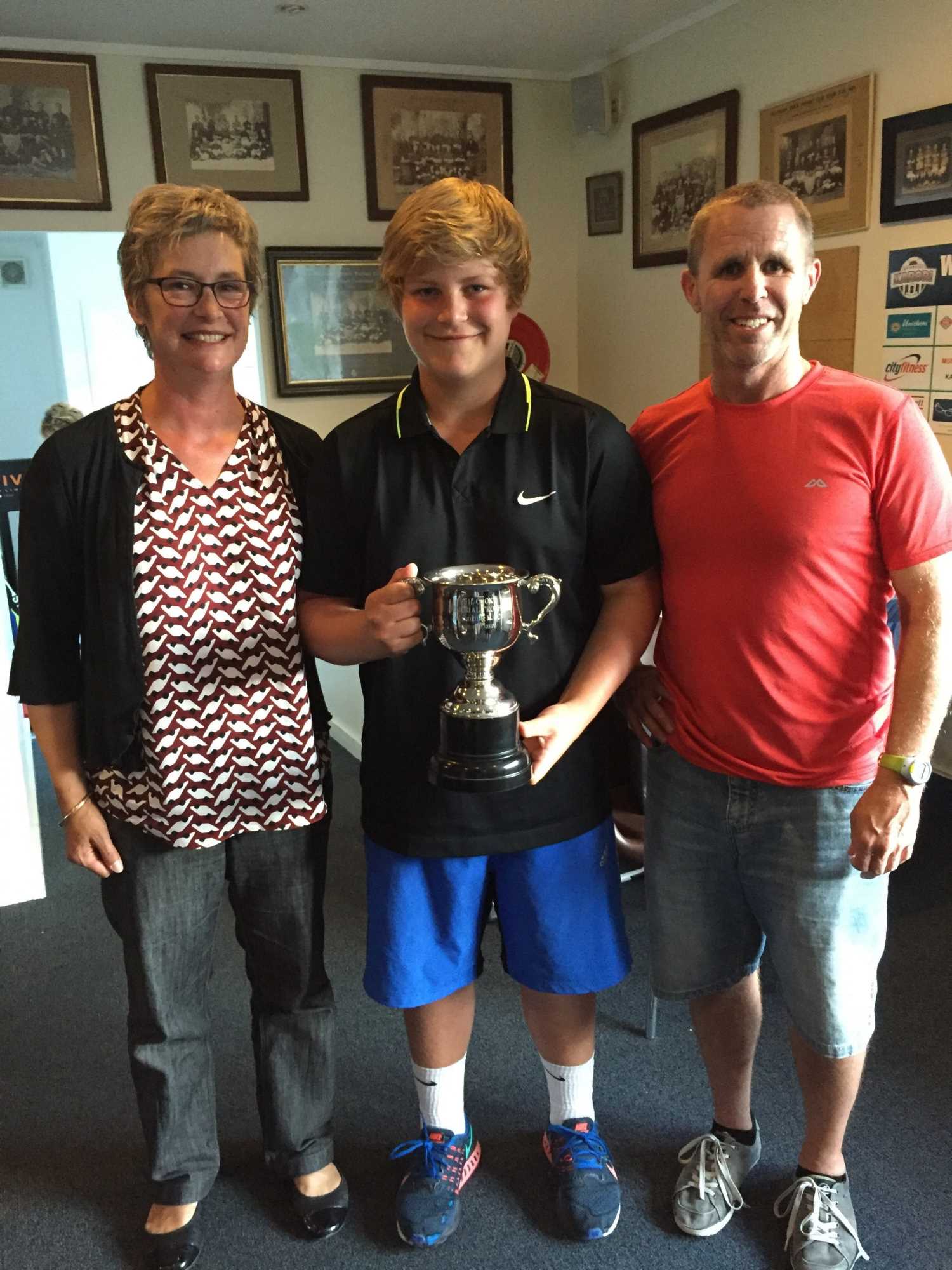 2015 Phil Cook Memorial Cup Winner - Toby Cook, flanked by his mother Helen McQueen and Club Preside