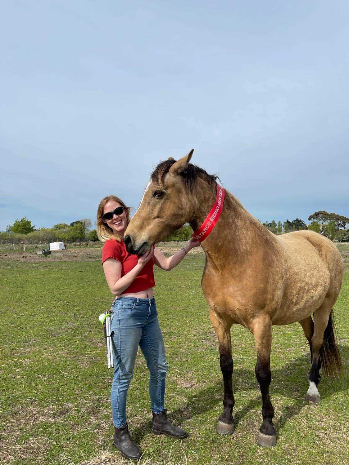 Blind Horse Rider Wins Endurance Event