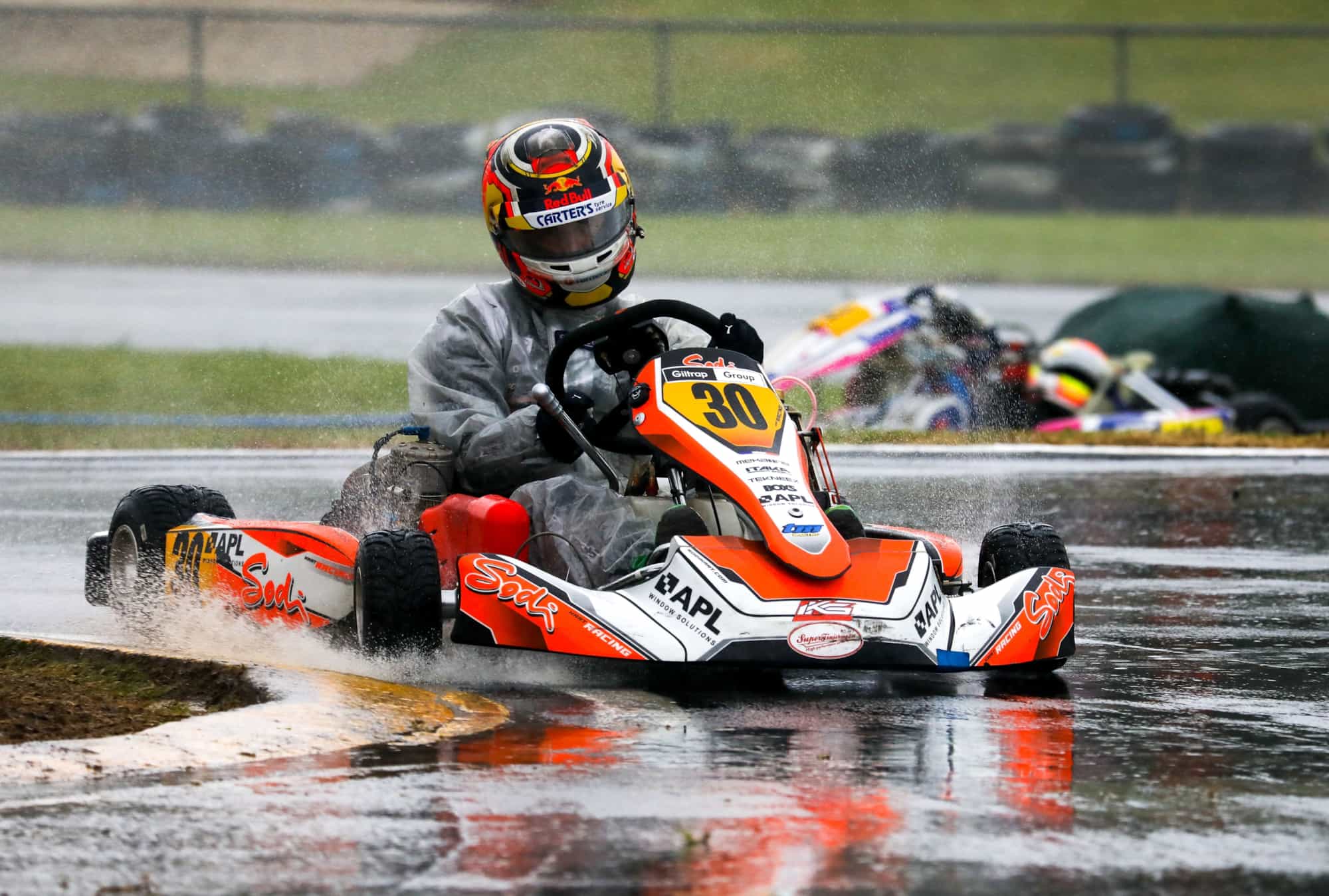 lawson-shines-in-the-wet-as-young-karters-also-impress-in-auckland